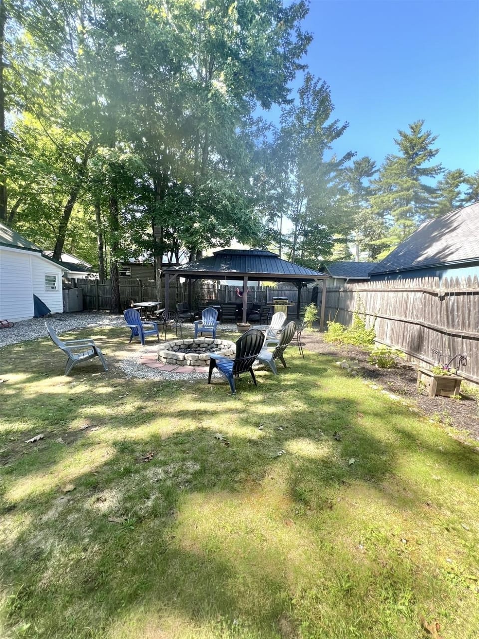 MAINE STAY LAKE HOUSE-LIMIT12 home House in Sebago Lake