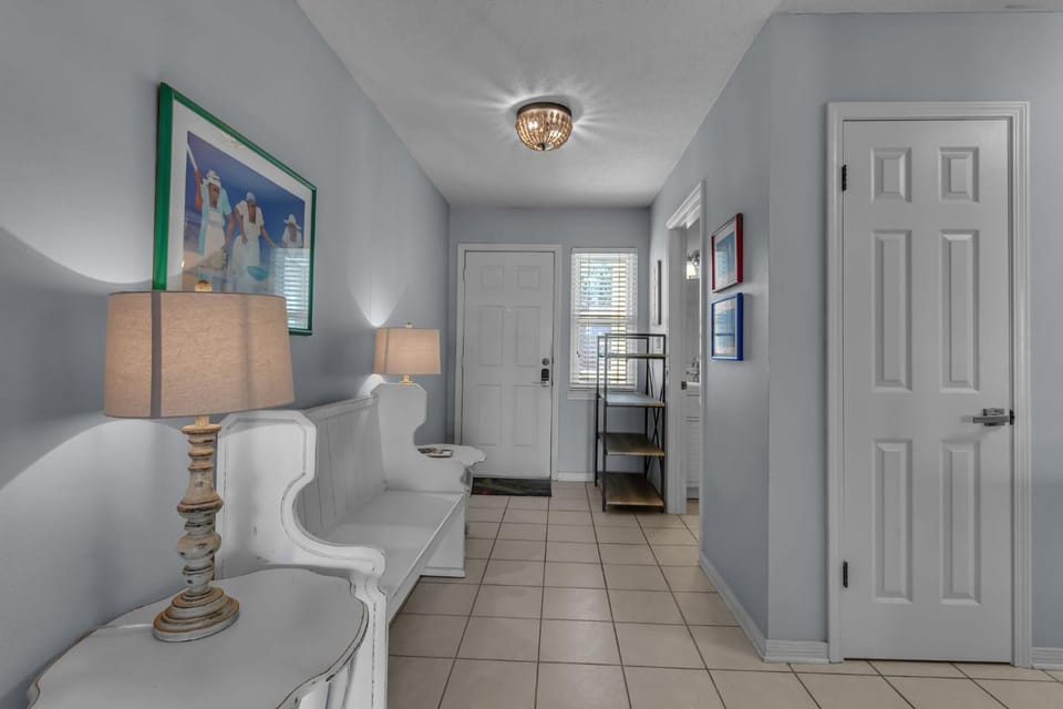 2 D, Three Bedroom Townhome House in Miramar Beach