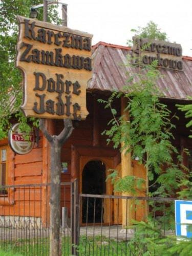 Property building, Restaurant/places to eat, Logo/Certificate/Sign, Breakfast, Lunch, Dinner
