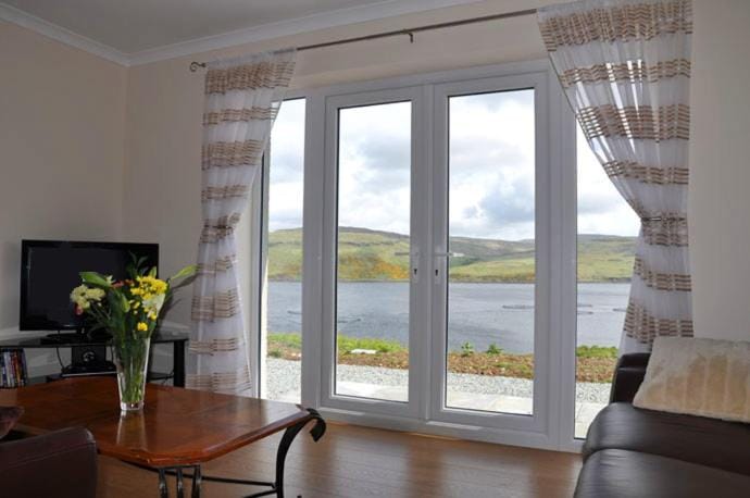 Living room, Lake view