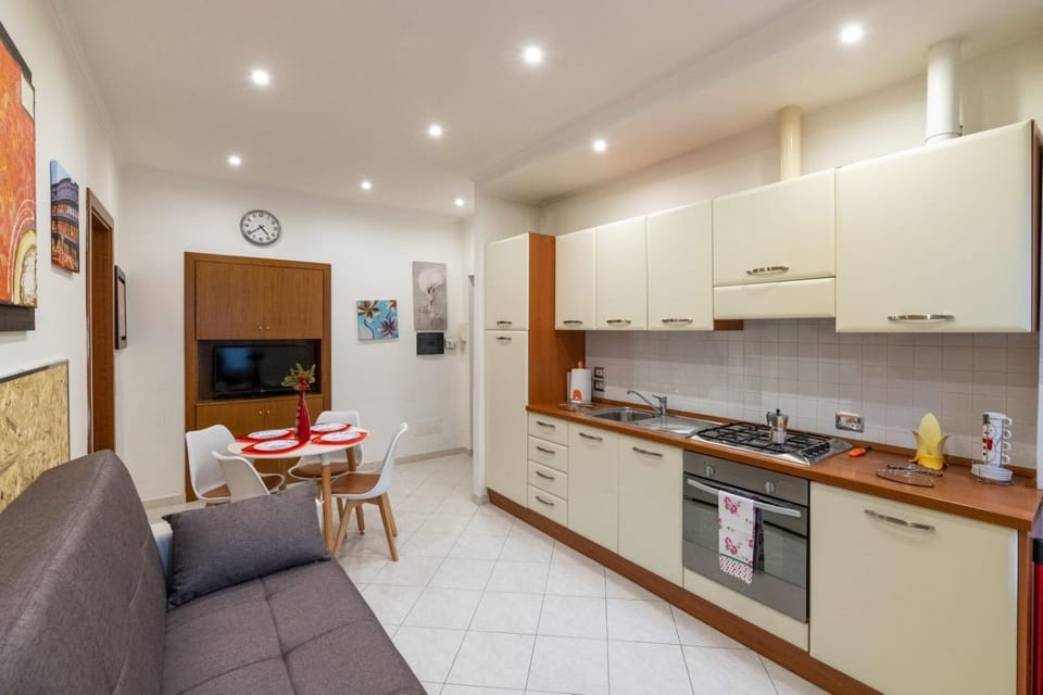 Kitchen or kitchenette, Living room, Dining area, stove
