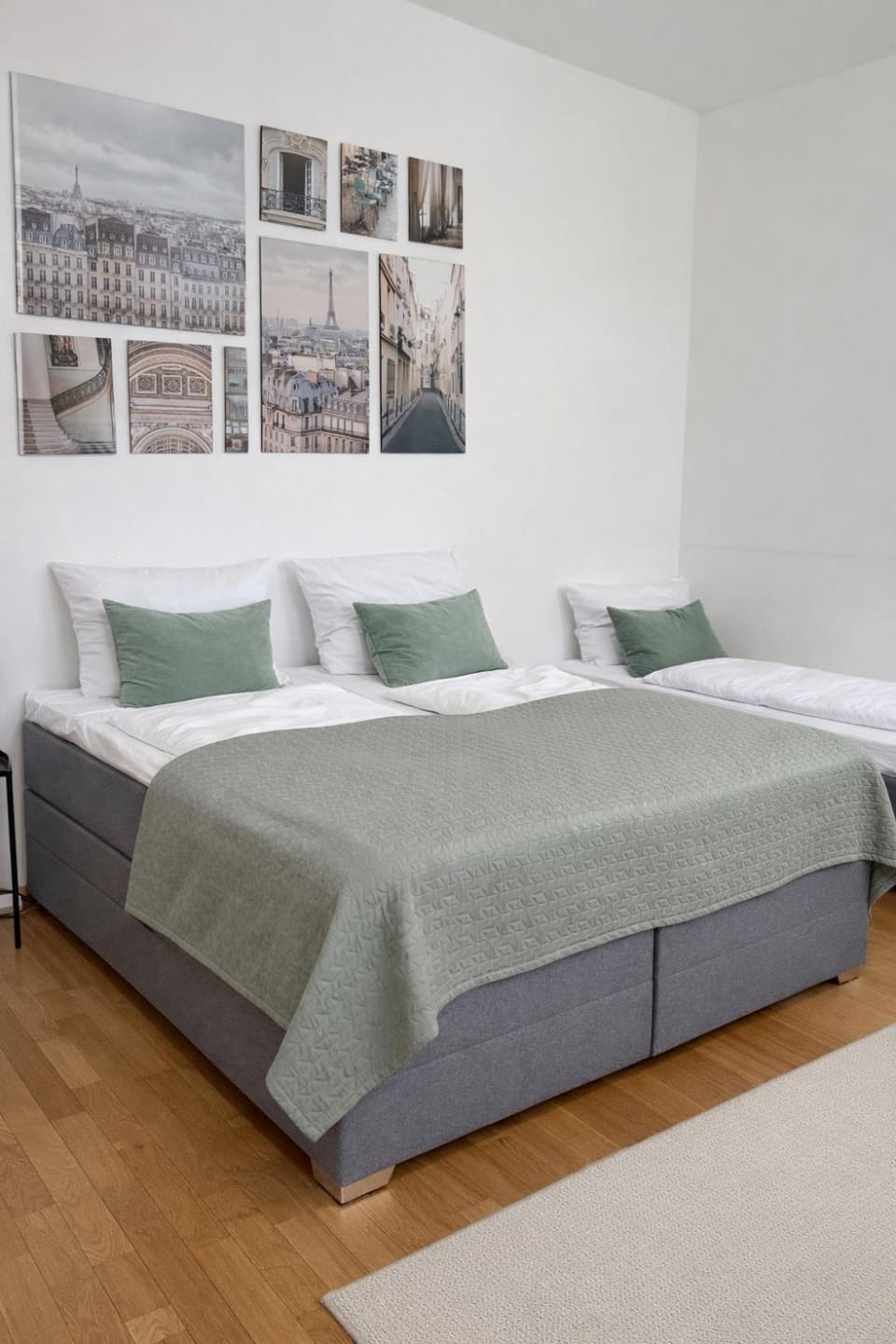 Photo of the whole room, Bedroom