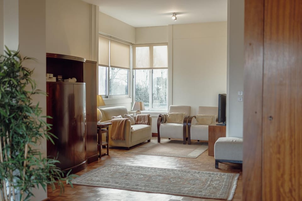 Communal lounge/ TV room, Living room