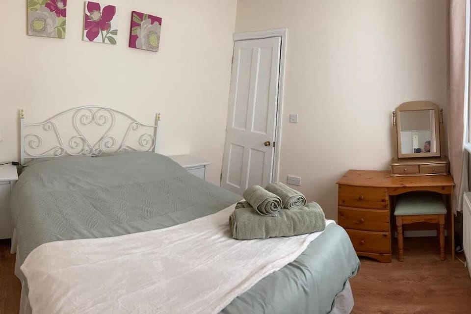 Challoner House - sleeps 5 House in Hartlepool