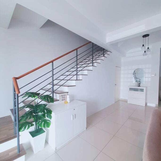 Prima Guest House - Puncak Alam Homestay Mus-lim friendly House in Selangor, Malaysia