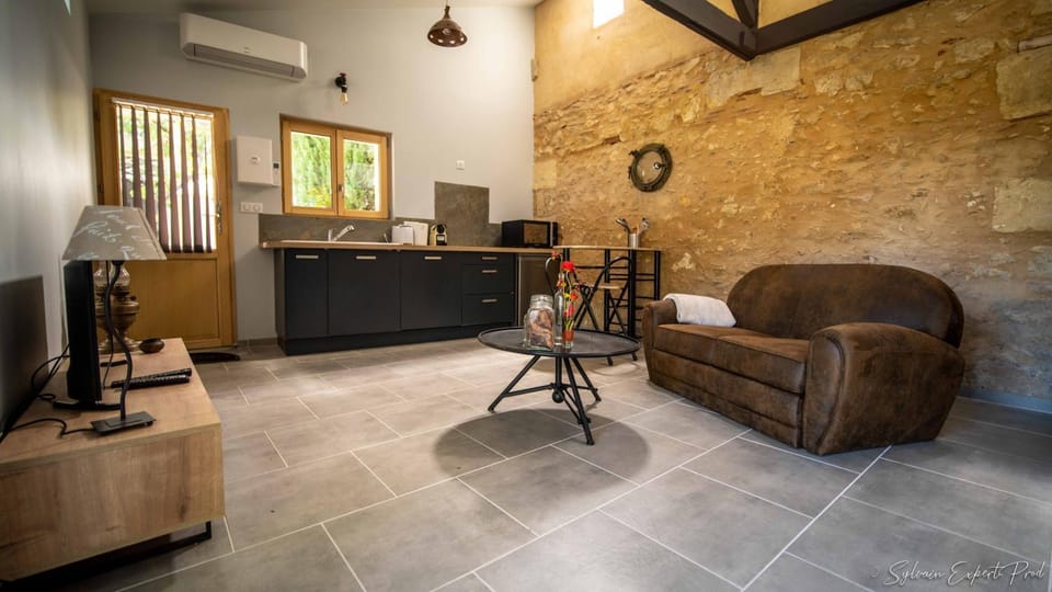 I love Bergerac Cottage House in Bergerac