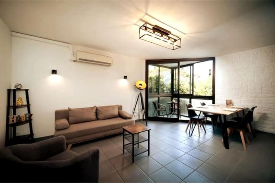 Appartement tout équipé climatisé 8 couchages Apartment in Marseille