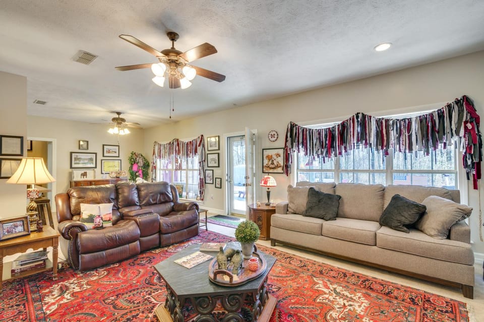 Starkville Vacation Rental ~ 2 Mi to MSU! House in Starkville