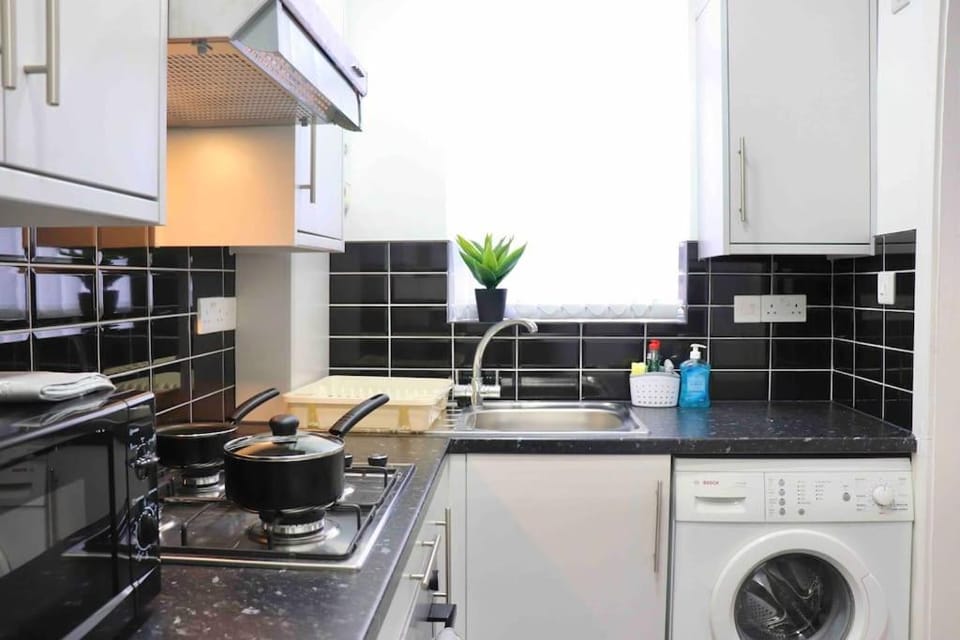 dishwasher, minibar, pet friendly, stove, toaster, washing machine