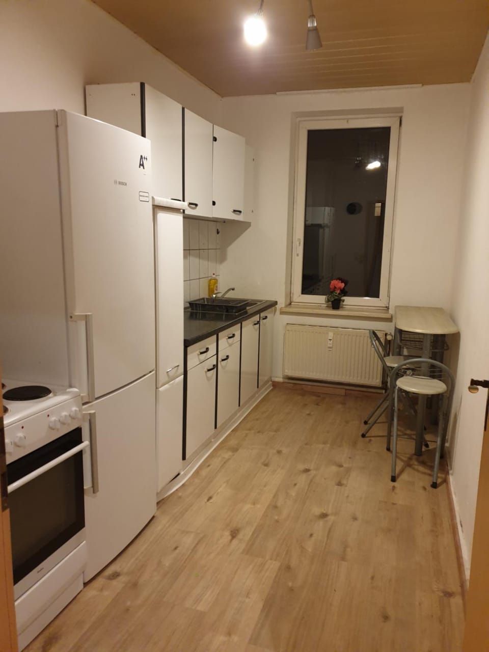Kitchen or kitchenette, Dining area, minibar, pet friendly, stove