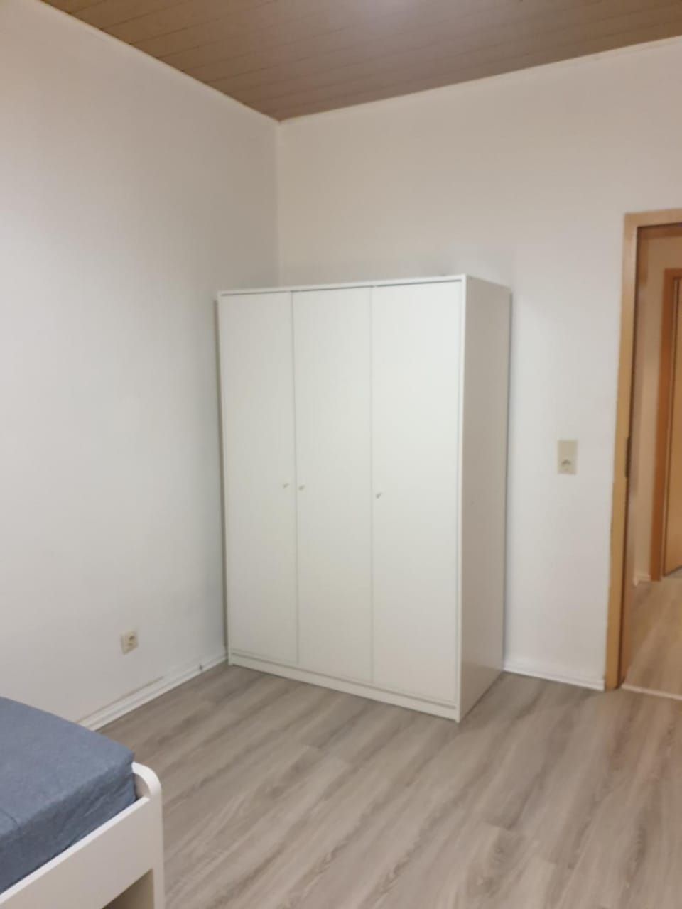 Bed, Bedroom, wardrobe
