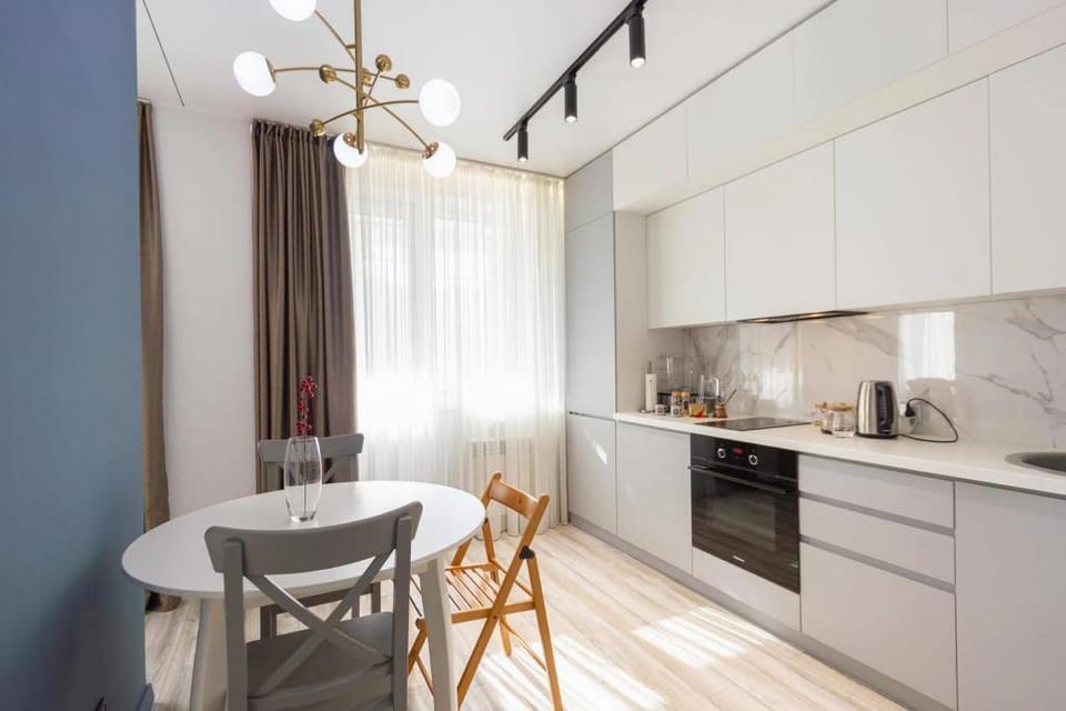 Kitchen or kitchenette, Dining area, minibar, pet friendly, stove