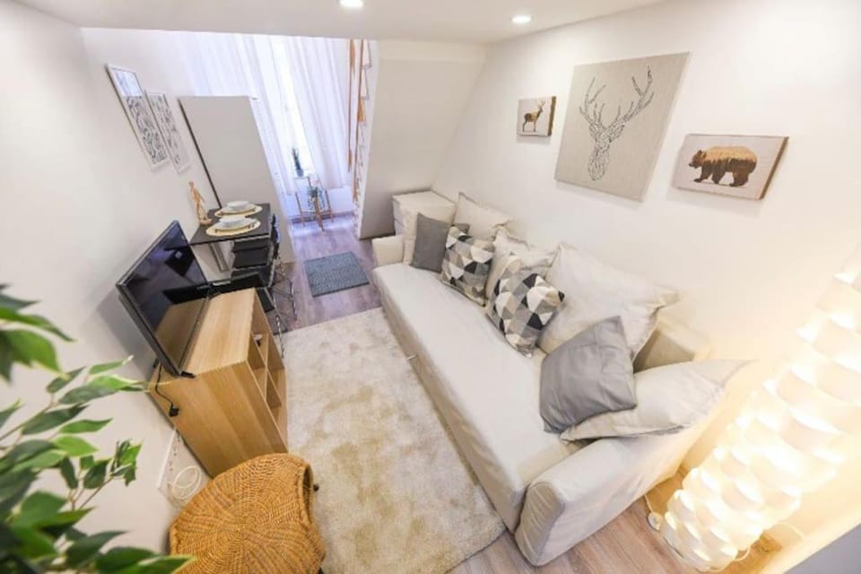 1 bedroom flat in Nyar str., Central Apartment in Budapest