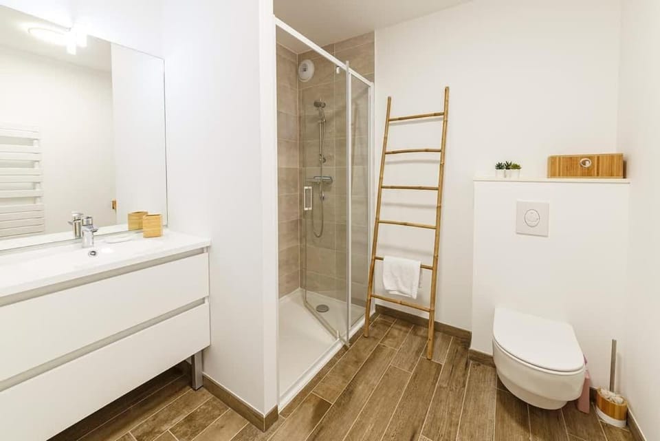 Shower, Toilet, Bathroom, bidet