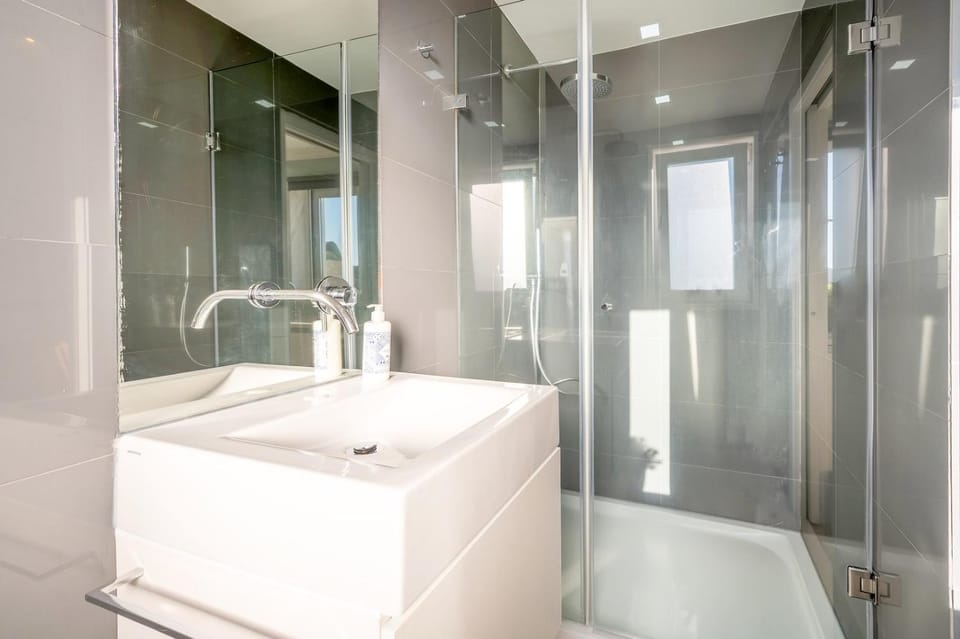 GuestReady - Sunny spacious in Belém Apartment in Lisbon