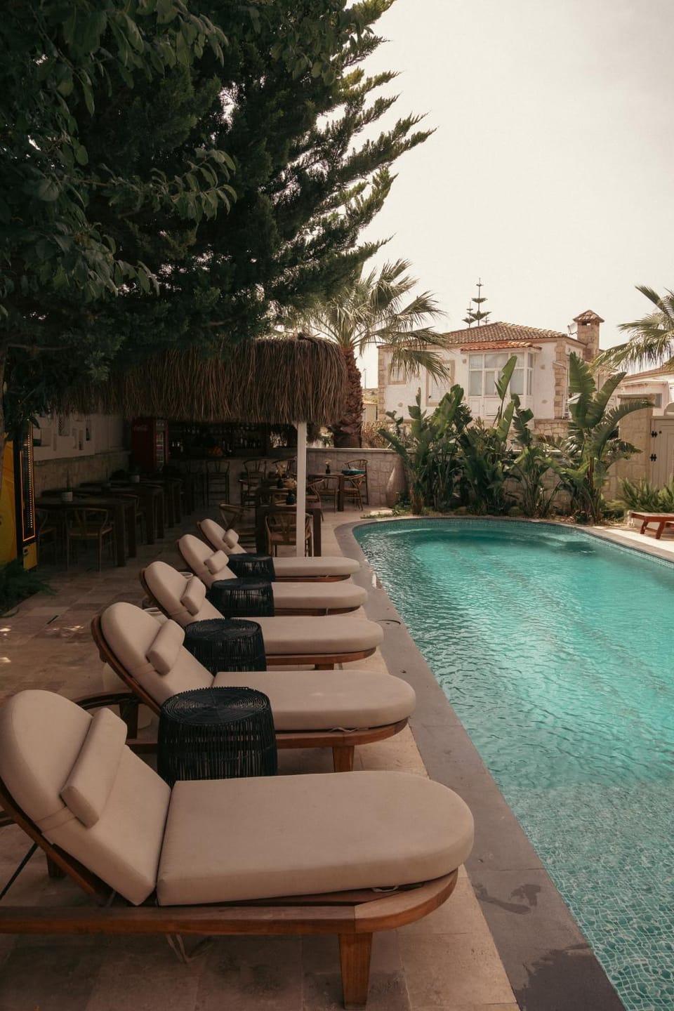 Restaurant/places to eat, Swimming pool