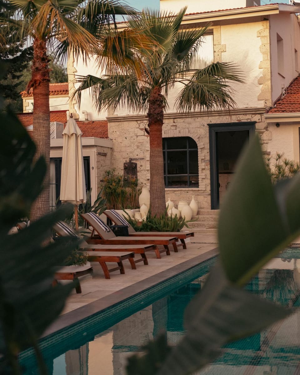Property building, Swimming pool