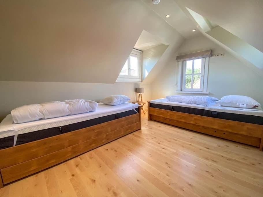 Villa Trianon -Summer beachhouse House in De Panne