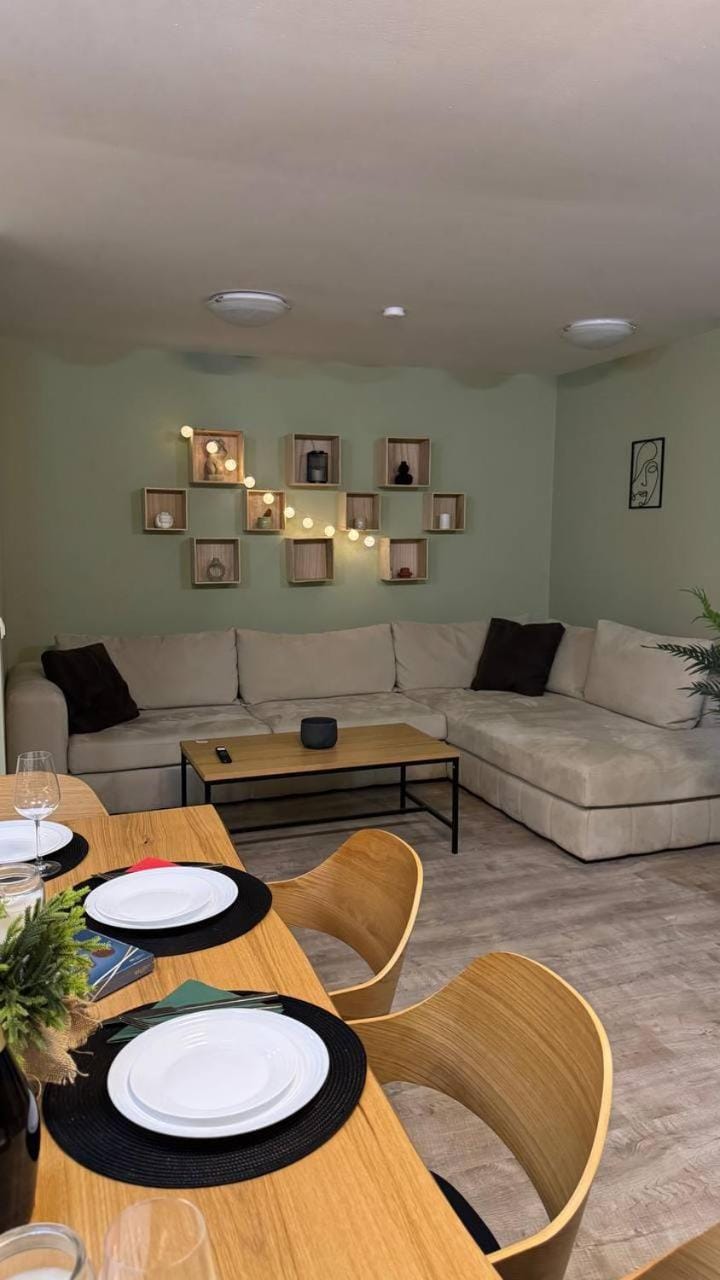 Olive Apartment Grand Resort Pamporovo 8 to 10 Guests Balcony Parking Apartment in Decentralized Administration of Macedonia and Thrace