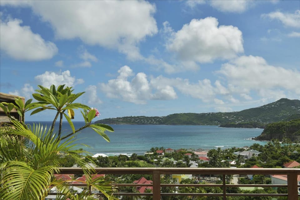 Nearby landmark, Sea view