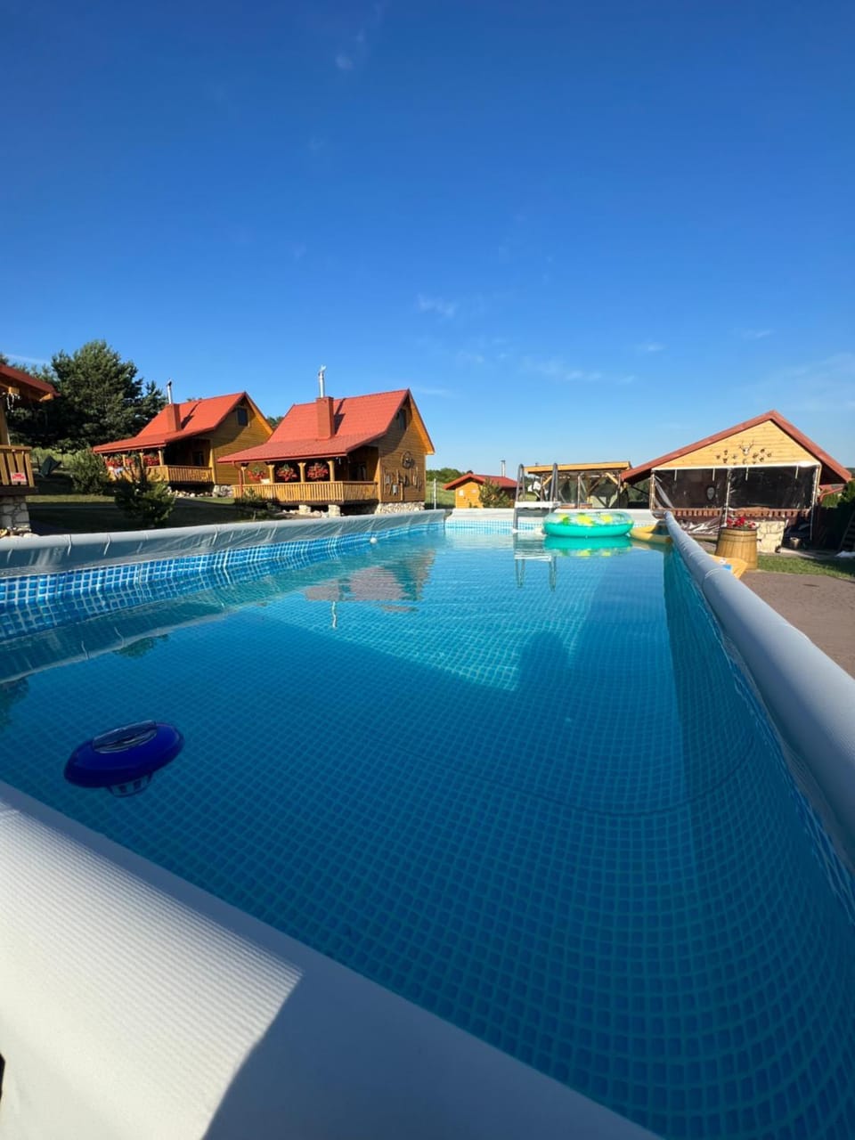 Luxdomki Chalet in Lviv Oblast