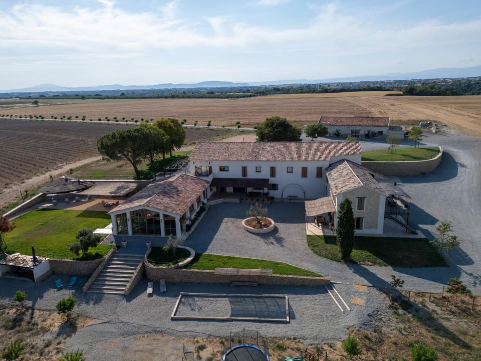 Property building, Natural landscape