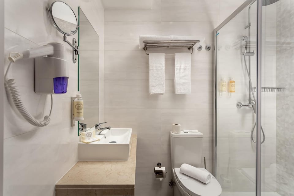 Toilet, Bathroom