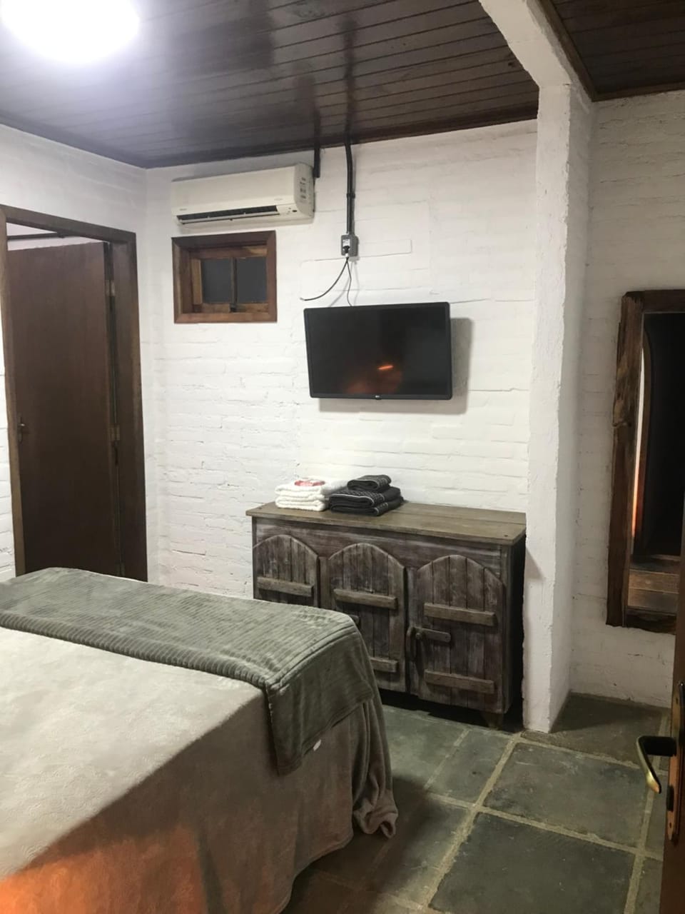 TV and multimedia, Bedroom