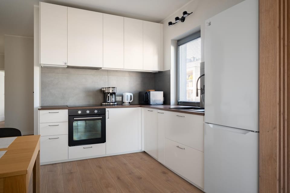 Coffee/tea facilities, dishwasher, oven