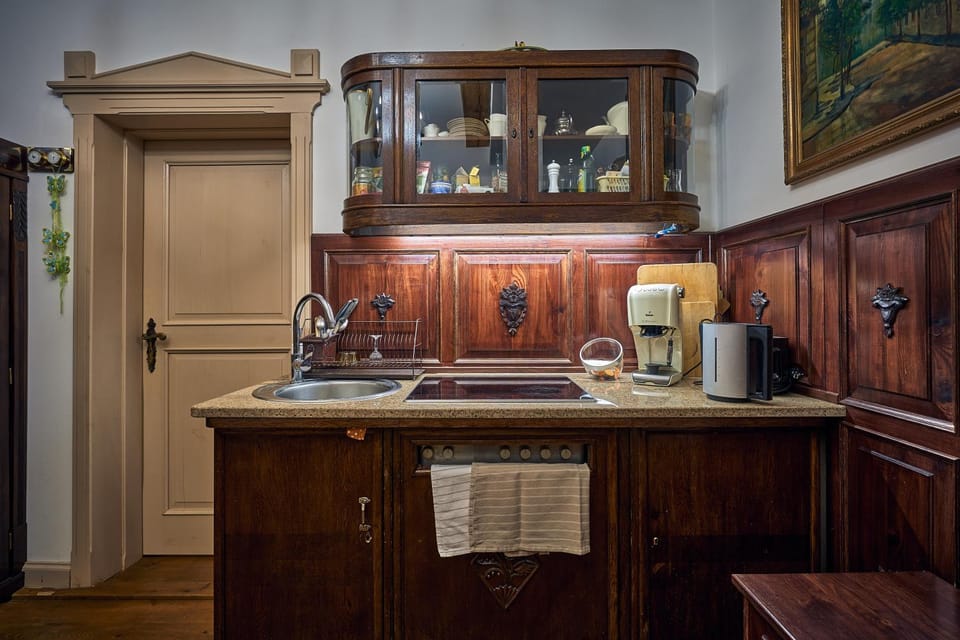 Coffee/tea facilities, Kitchen or kitchenette, Kitchen or kitchenette, minibar