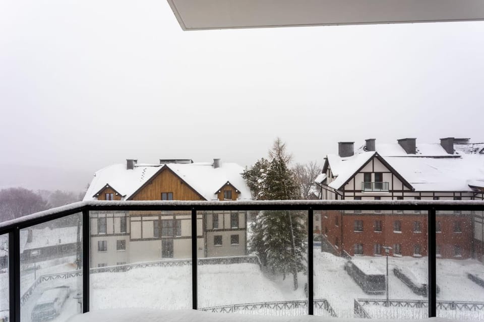 Property building, Winter, Mountain view