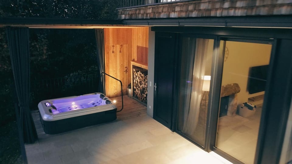 Hot Tub
