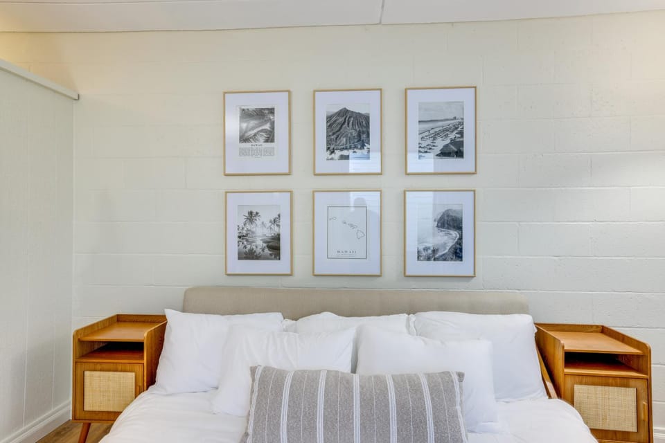 Honolulu Vacation Rental: Walk to Beaches Apartment in Honolulu