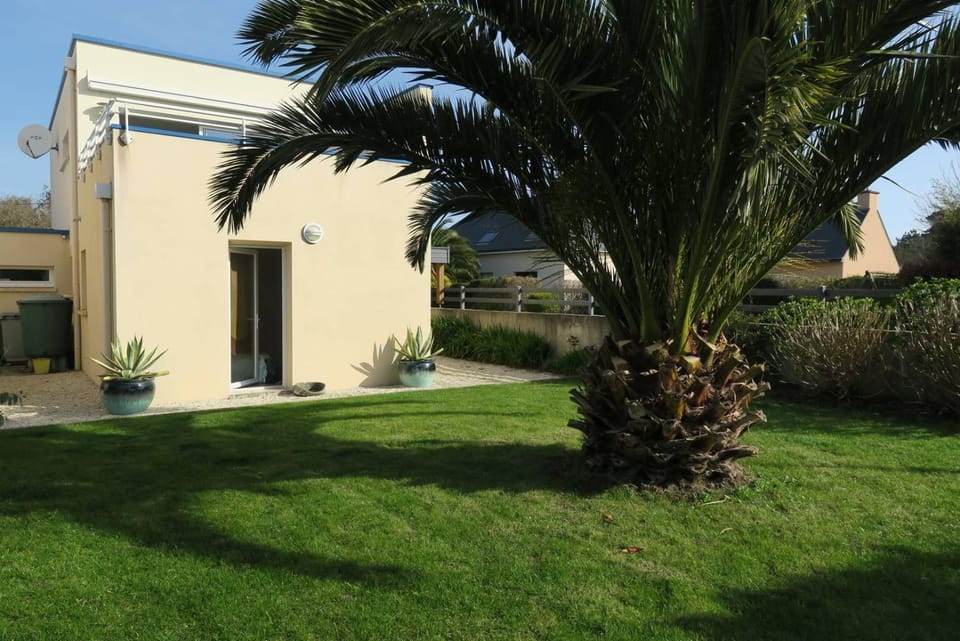Maison récente avec jardin et terrasse exposées Sud à TREGASTEL - Réf 60 Villa in Trégastel