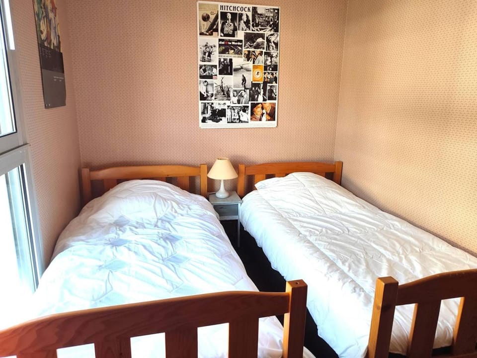 Appartement SUPERBE VUE MER, face à la plage de Tresmeur à TREBEURDEN - Réf 660 Apartment in Brittany