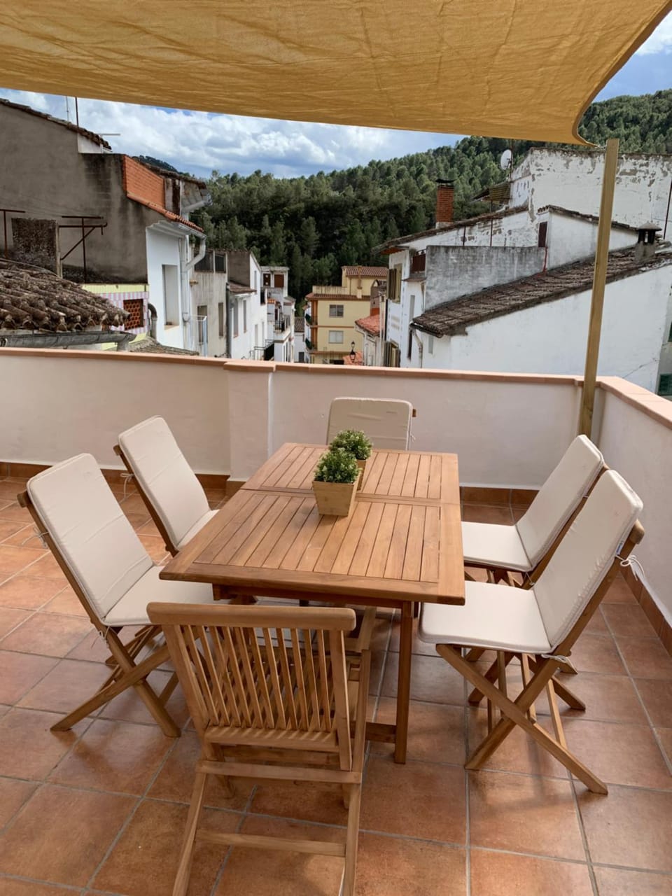 Balcony/Terrace, Mountain view