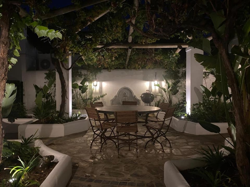 Night, Garden, Dining area, Garden view