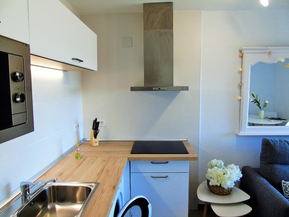 Appartement moderne première ligne de mer Santa Apartment in Roses
