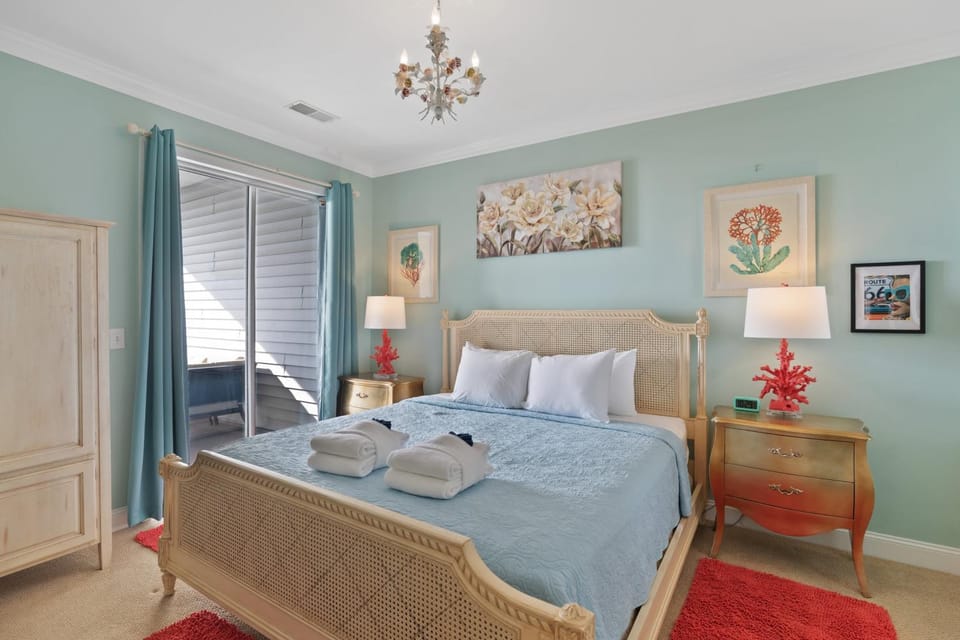 Seacoast Villa 2 Ocean View 2 Blocks from Center Street House in Folly Beach