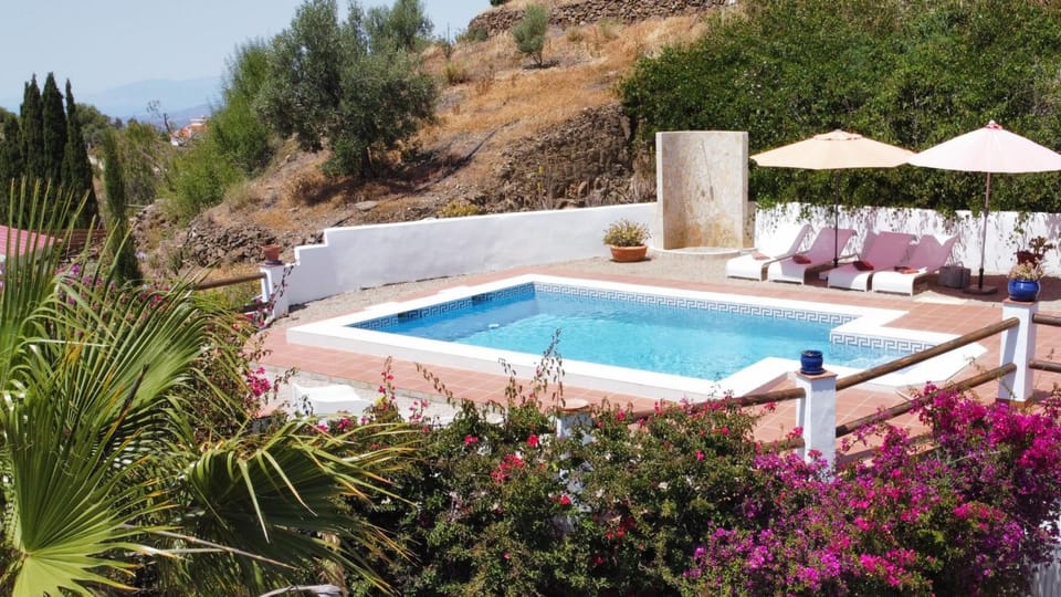 Balcony/Terrace, Swimming pool