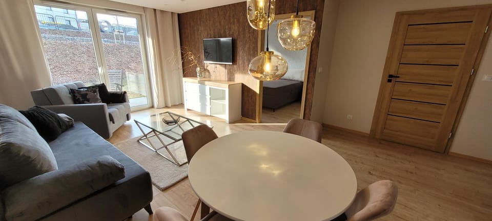 Słoneczny apartament z ogródkiem -bezpłatny parking Apartment in Gdansk