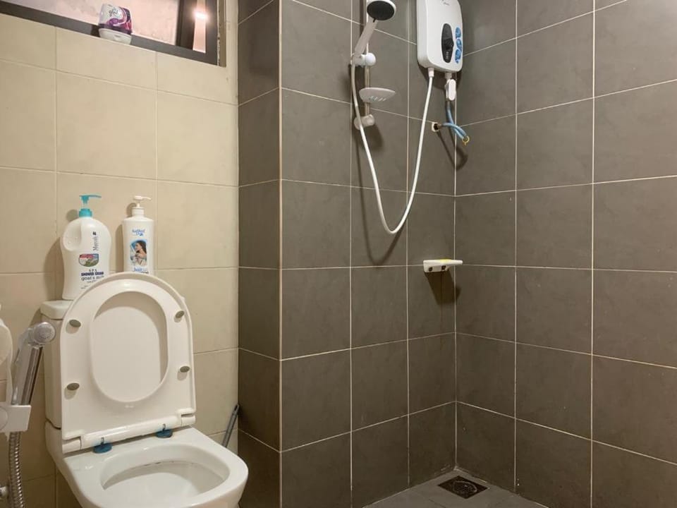 Tiara Imperio 两间房家庭式提供 Netflix 和齐全设备 2 Apartment in Negeri Sembilan, Malaysia