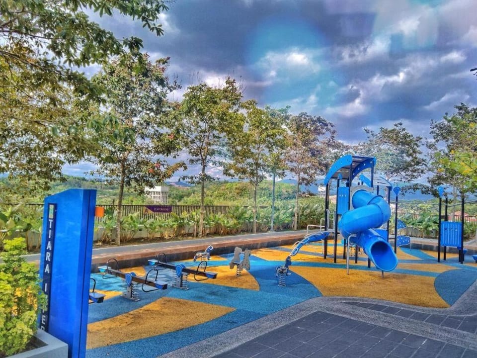Tiara Imperio 两间房家庭式提供 Netflix 和齐全设备 2 Apartment in Negeri Sembilan, Malaysia