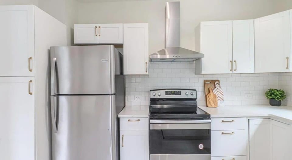 Modern Chateau Remodeled Home Close to Downtown House in Mobile