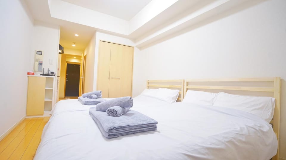Bed, Photo of the whole room, Bedroom, towels, wardrobe