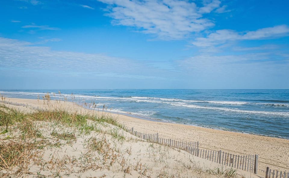 Driftwood - Village at Nags Head MP 15, Oceanfront, Elevator, Pool, Hot Tub, Pool Table, Pets OK House in Nags Head