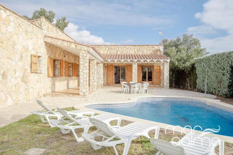Villa La Roca by MarCalma Villa in Baix Ebre