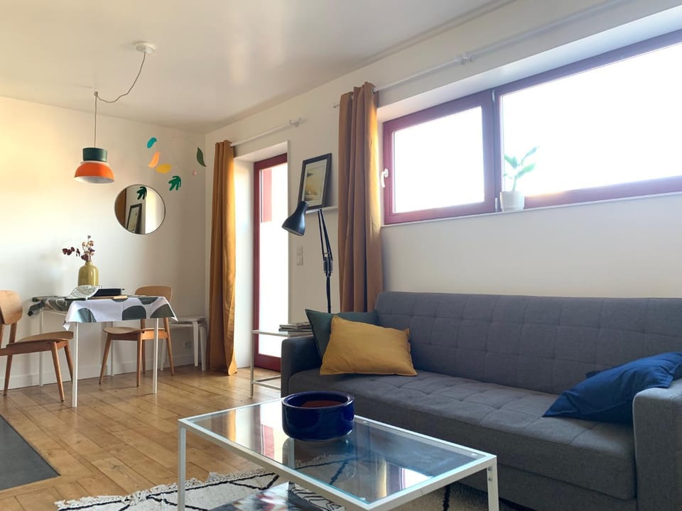 View (from property/room), Living room, Dining area