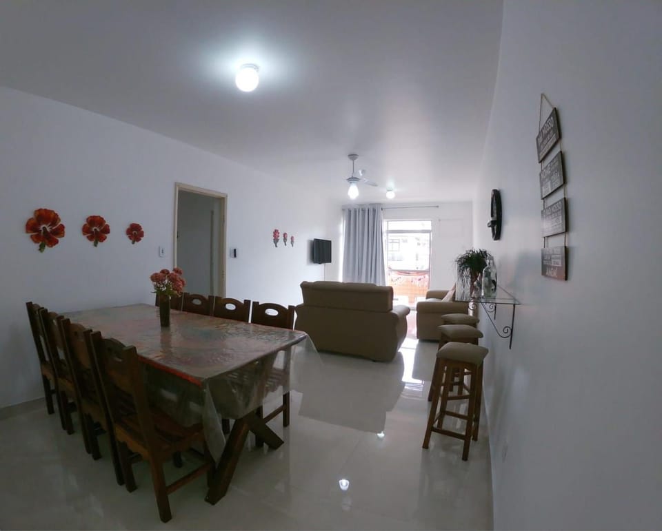 Simple and economical 3 bdrms apt for 7 persons Apartment in Cabo Frio