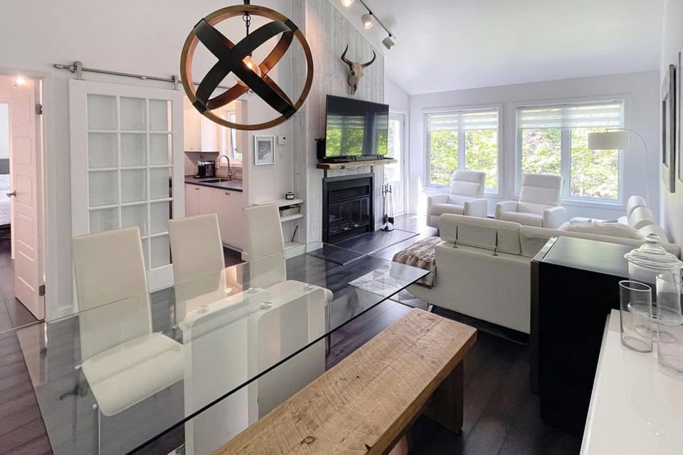 Croissant des Soleils by Rendez-Vous Mont-Tremblant Apartment in Mont-Tremblant